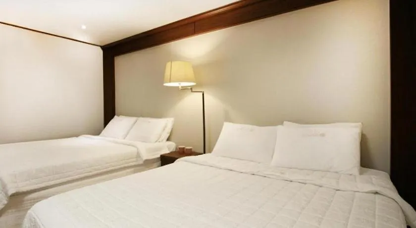 Hotel Orange Busan 2*,
